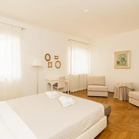 Apartment Domus - Residenza Serego *